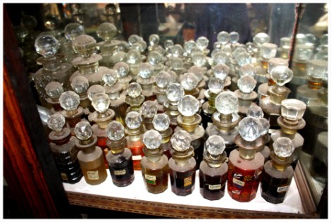 Attar  Gulab Singh Johri Mal